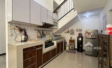 DIJUAL RUMAH MEWAH FULL FURNISHED DI SOLO SUMBER DEKAT KPU