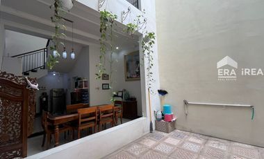 DIJUAL RUMAH MEWAH FULL FURNISHED DI SOLO SUMBER DEKAT KPU