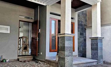 FOR SALE – MODERN 2-STOREY MINIMALIST HOUSE NEAR LUMINTANG FIELD, NORTH DENPASAR