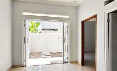 FOR SALE – MODERN 2-STOREY MINIMALIST HOUSE NEAR LUMINTANG FIELD, NORTH DENPASAR
