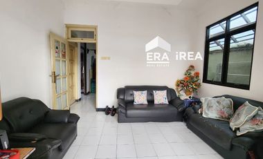 DIJUAL RUMAH 2 LANTAI DI SOLO SUMBER DEKAT RS JIH