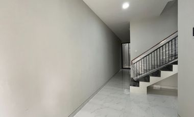 Rumah Sutorejo Prima Baru 2Lantai LUX Dkt Mulyosari Bhaskara Wisma Permai