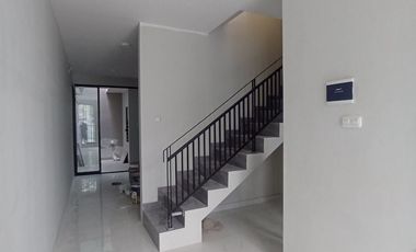 Rumah Sutorejo Prima Baru 2Lantai LUX Dkt Mulyosari Bhaskara Wisma Permai