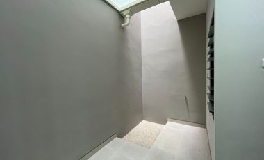 Rumah Sutorejo Prima Baru 2Lantai LUX Dkt Mulyosari Bhaskara Wisma Permai