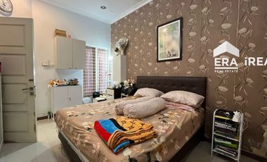 DIJUAL RUMAH SIAP HUNI DEKAT PASAR GEDHE SOLO KOTA