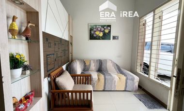 DIJUAL RUMAH SIAP HUNI DEKAT PASAR GEDHE SOLO KOTA