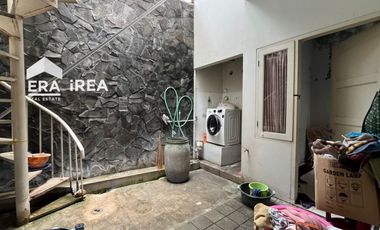 DIJUAL RUMAH SIAP HUNI DEKAT PASAR GEDHE SOLO KOTA