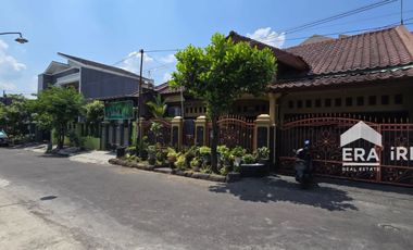 DIJUAL RUMAH SIAP HUNI DEKAT SOLO SQUARE MALL