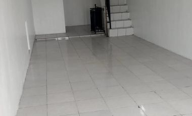 Ruko Strategis Bintara Pinggir Jalan – 2 Unit Jadi 1, Cocok Gudang & Usaha