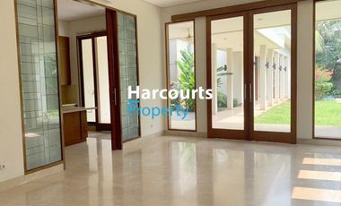 Cipete Area, Disewakan Rumah Mewah Double Gate Asri Vibes Villa Bali di Cipete