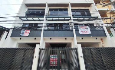 For SaLe! 2 Car Garage Townhouse in Galas Quezon City 24M -AJCQ