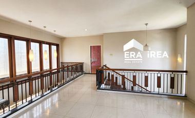 DIJUAL RUMAH CLUSTER 2 LANTAI SIAP HUNI SOLO BARU