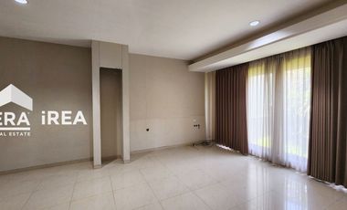 DIJUAL RUMAH CLUSTER 2 LANTAI SIAP HUNI SOLO BARU