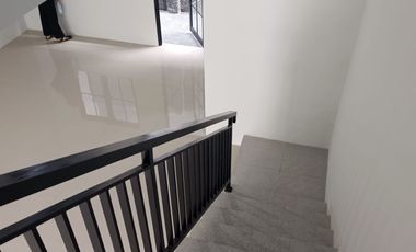 Disewa Ruko 3 Lantai di Kayu Putih Jakarta Timur Cocok untuk Kantor