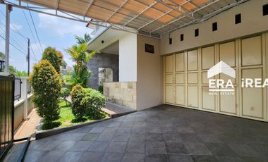 DIJUAL RUMAH SIAP HUNI DEKAT THE PARK MALL SOLO BARU