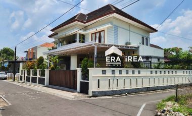 DIJUAL RUMAH SIAP HUNI DEKAT THE PARK MALL SOLO BARU