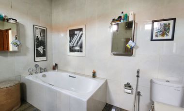 DIJUAL RUMAH SIAP HUNI DEKAT THE PARK MALL SOLO BARU