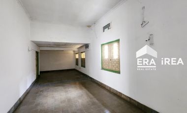 DIJUAL / DISEWAKAN RUMAH DEKAT STADION MANAHAN SOLO