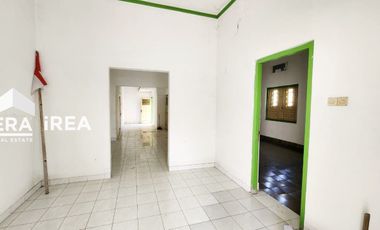 DIJUAL / DISEWAKAN RUMAH DEKAT STADION MANAHAN SOLO