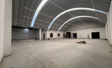 RENTA DE EXCELENTE LOCAL CON ALTURA DOMO EN EL ZOCALO DE SAN PEDRO CHOLULA PUEBLA ATENCION FRANQUICIAS