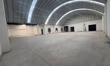 RENTA DE EXCELENTE LOCAL CON ALTURA DOMO EN EL ZOCALO DE SAN PEDRO CHOLULA PUEBLA ATENCION FRANQUICIAS