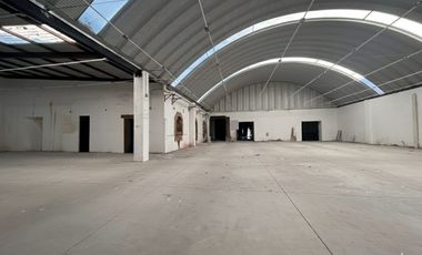 RENTA DE EXCELENTE LOCAL CON ALTURA DOMO EN EL ZOCALO DE SAN PEDRO CHOLULA PUEBLA ATENCION FRANQUICIAS