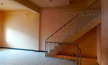 Disewakan Rumah 3 lantai di Dempo Dalam