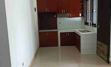 Rumah Besar Tanah Luas Kemang Pratama Bekasi