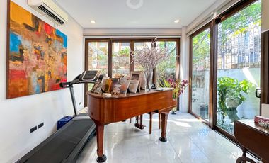 FOR SALE Modern House in Paseo De Magallanes Phase 1, Magallanes Village, Brgy. Magallanes, Makati City