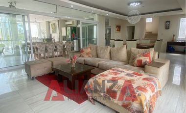 Gran Casa en Country Aires del Llano! 2 Dorm. Piscina y Espacios Verdes (1000 mts2)