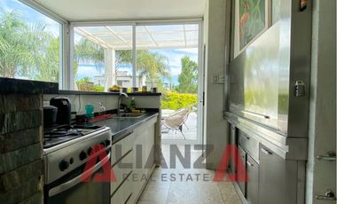 Gran Casa en Country Aires del Llano! 2 Dorm. Piscina y Espacios Verdes (1000 mts2)