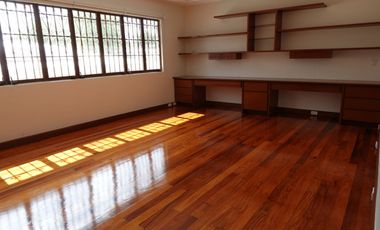 Newly Updated 4 Bedroom House in Dasmarinas Village Makati