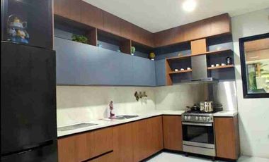 Rumah Emily design lux minimalis modern full furnish KT 5+1 dengan lebar muka 15 m