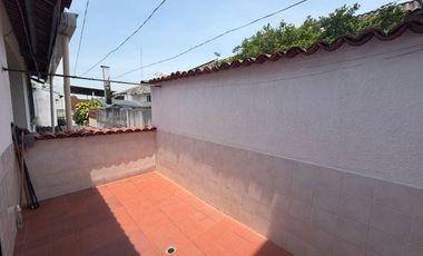 SE ARRIENDA ESPACIOSO APTO EN EL BARRIO EL JARDIN