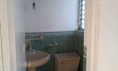 CASA AMPLIA EN PEDREGAL DE LAS FUENTES