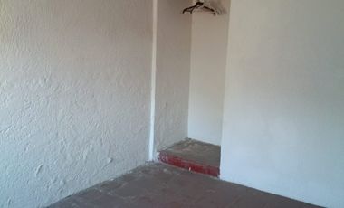 CASA AMPLIA EN PEDREGAL DE LAS FUENTES