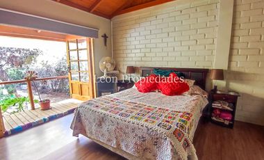 Leon Propiedades vende casa en Lo Águila centro, Curacaví.