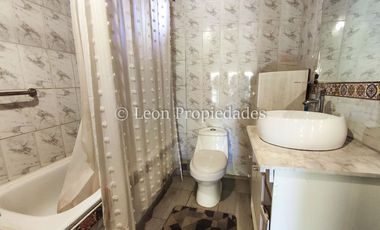 Leon Propiedades vende casa en Lo Águila centro, Curacaví.