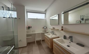 INCREIBLE DEPARTAMENTO AMUEBLADO EN BREZZA TOWERS, ENTRADA DE LA ZONA HOTELERA