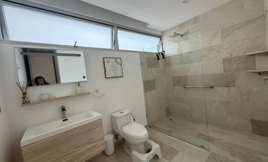 INCREIBLE DEPARTAMENTO AMUEBLADO EN BREZZA TOWERS, ENTRADA DE LA ZONA HOTELERA