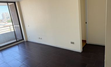 se arrienda depto 3 dormitorios con estacionamiento y bodega