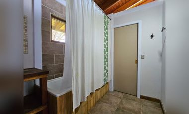 Se arrienda hermosa casa con areas verdes en Olmue