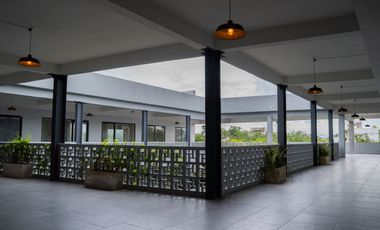 Locales Comerciales en Renta | Ubicación Premium en La Veleta