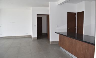 Residencial Cumbres: Amplio departamento / Spacious apartment