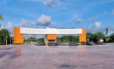 Hermosa y moderna casa nueva en Vía Cumbres / Beautiful New Home