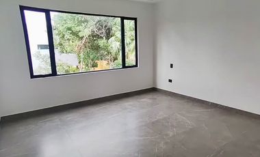 Lagos del Sol: Casa nueva y amplia / New and spacious home