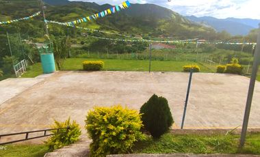 Vendo Quinta en Amaluza - Espindola