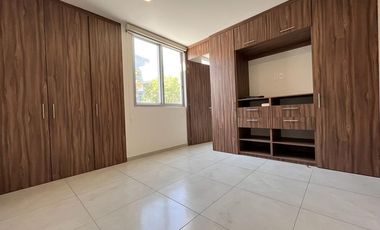 Habitación en renta dentro de casa en condominio, en la zona del Fortín