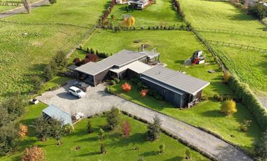 Rica casa en Rancho Lomas Verdes, Linea Nueva