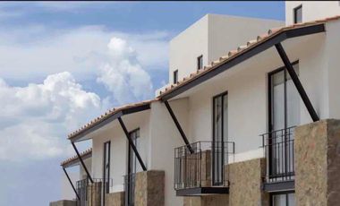 DEPARTAMENTO EN RENTA CON ROOF GARDEN Y VISTA AL CAMPO DE GOLF EN ZIBATÁ